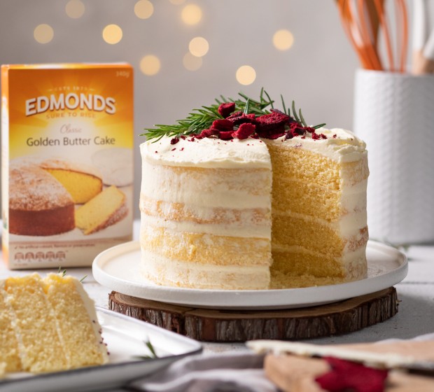 Semi Naked Cake