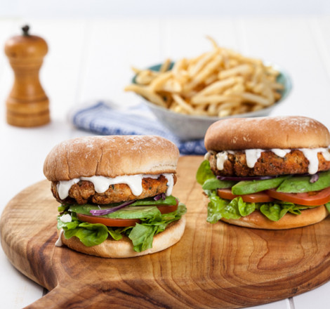 Salmon-burger-with-tartare-sauce-B-600x600.jpg